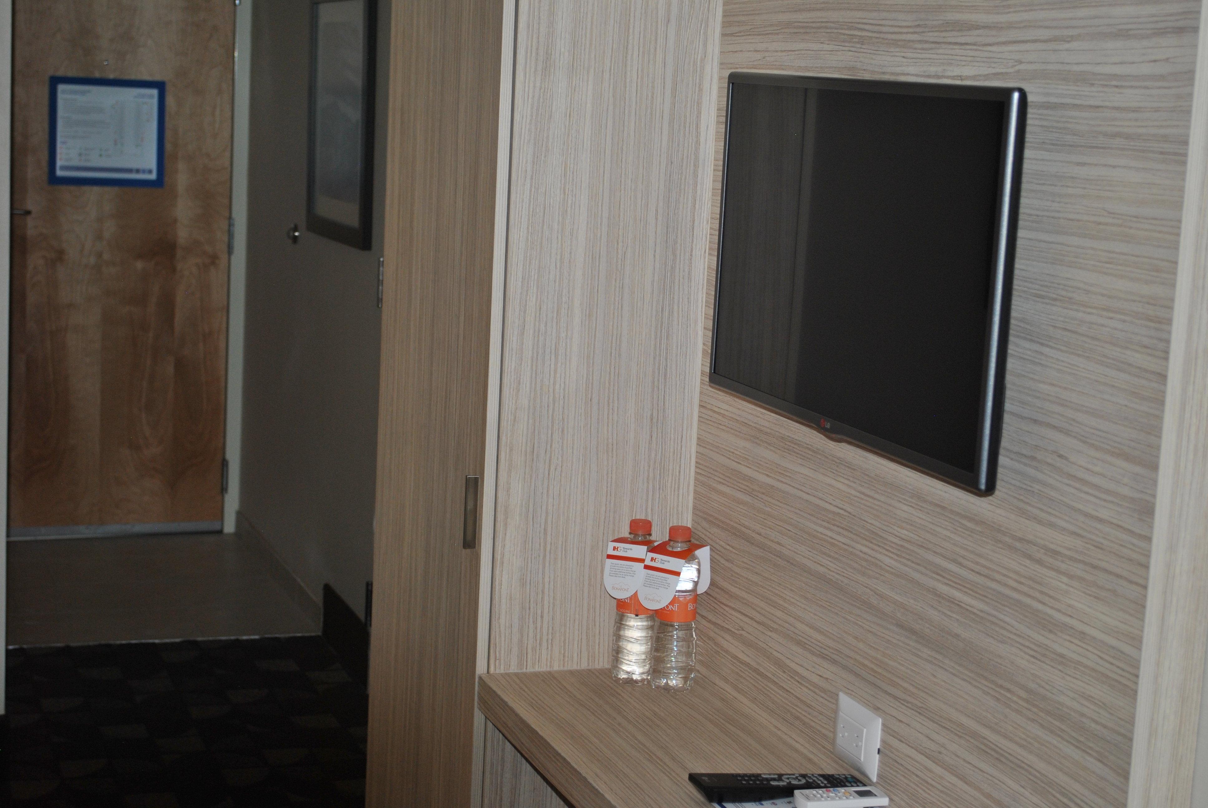 Holiday Inn Express Toluca By Ihg Exterior foto