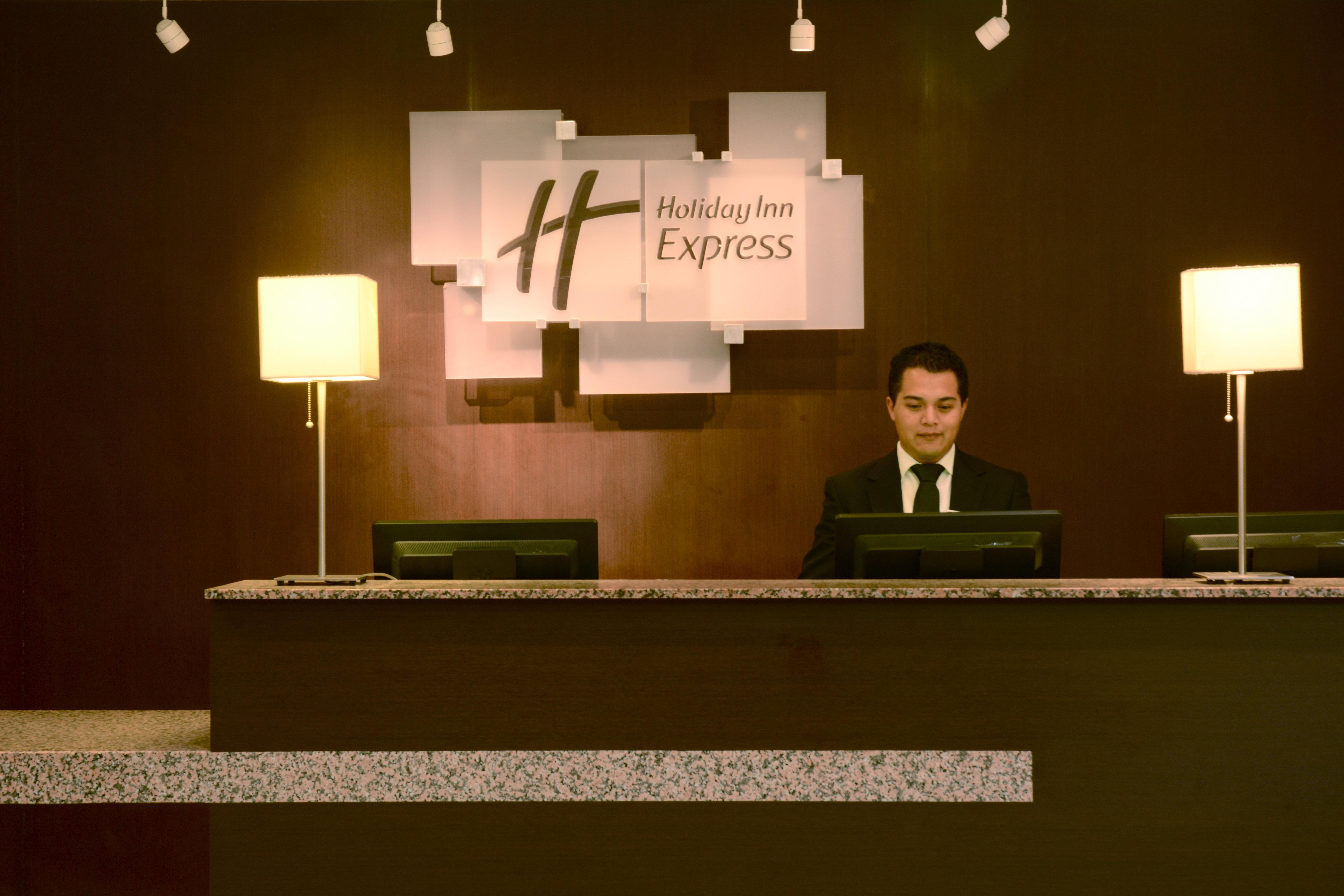 Holiday Inn Express Toluca By Ihg Exterior foto