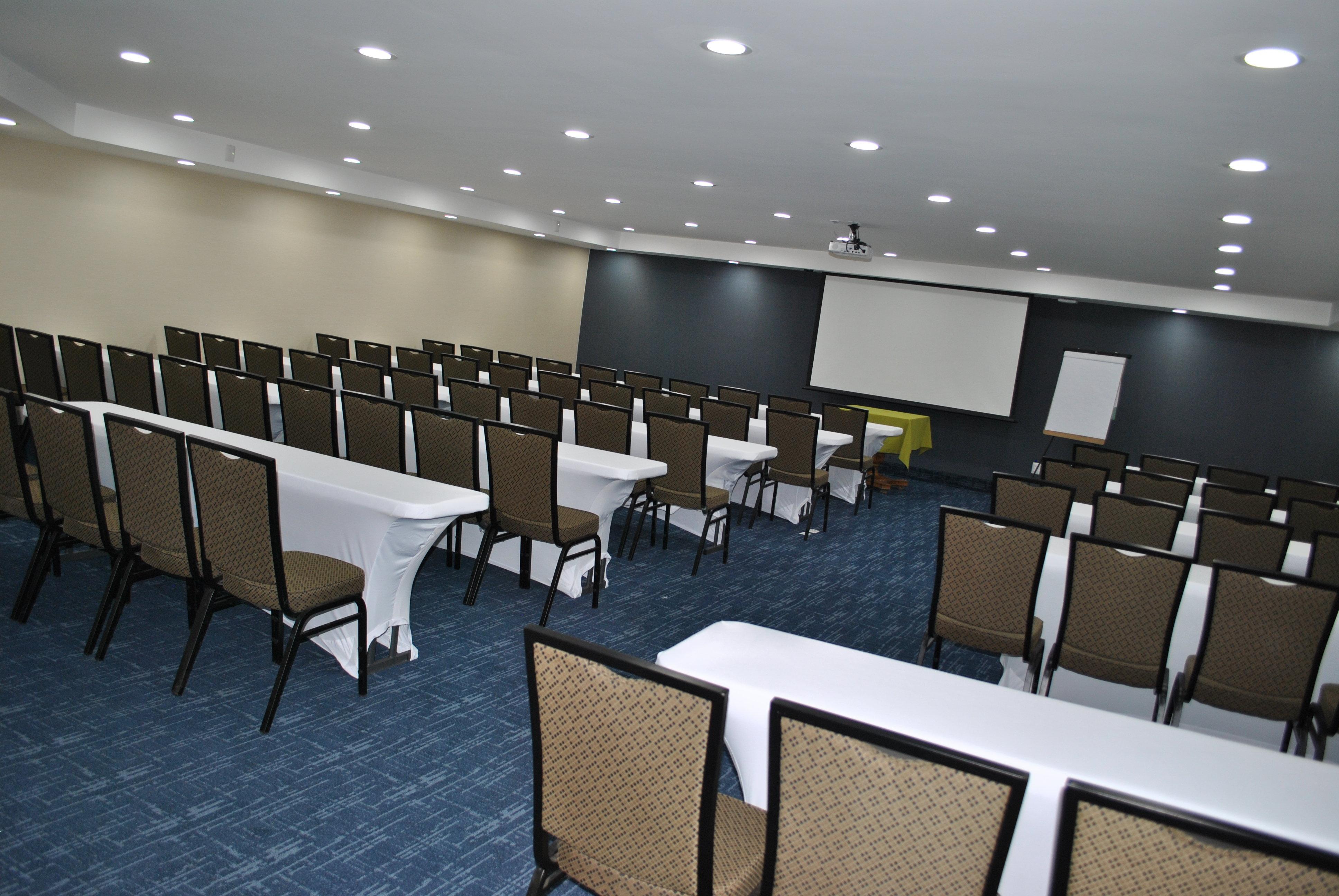 Holiday Inn Express Toluca By Ihg Exterior foto