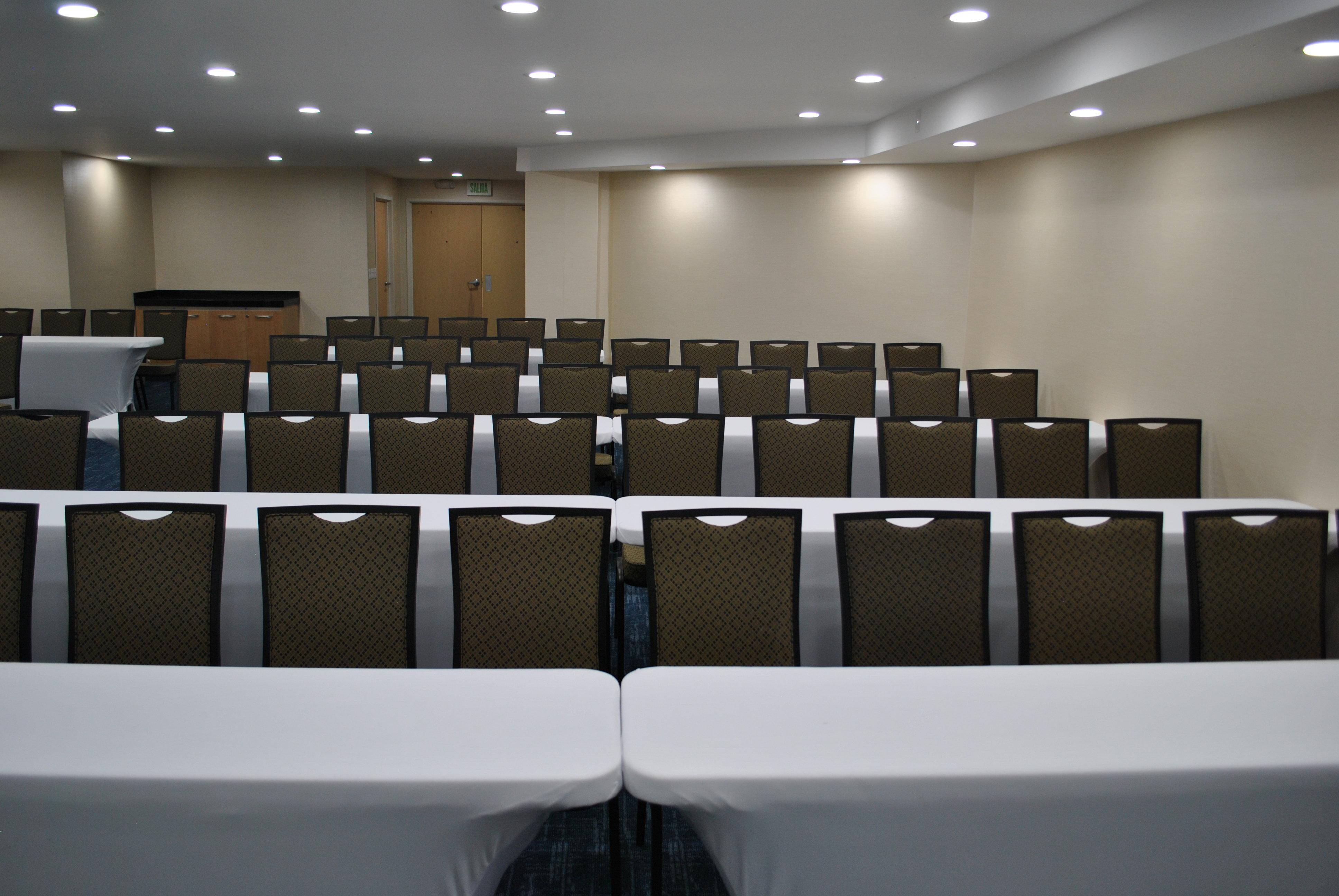 Holiday Inn Express Toluca By Ihg Exterior foto