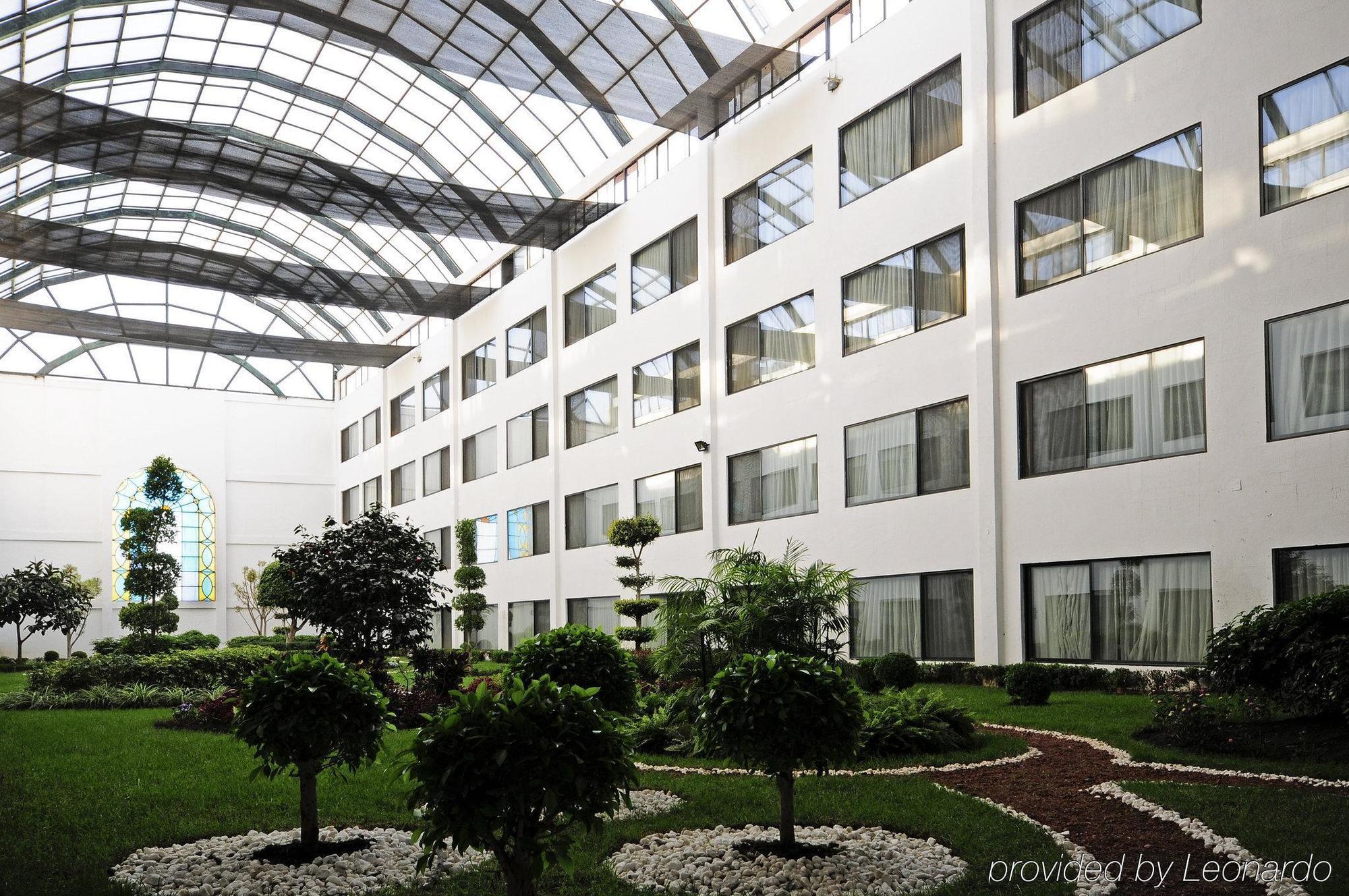 Holiday Inn Express Toluca By Ihg Exterior foto