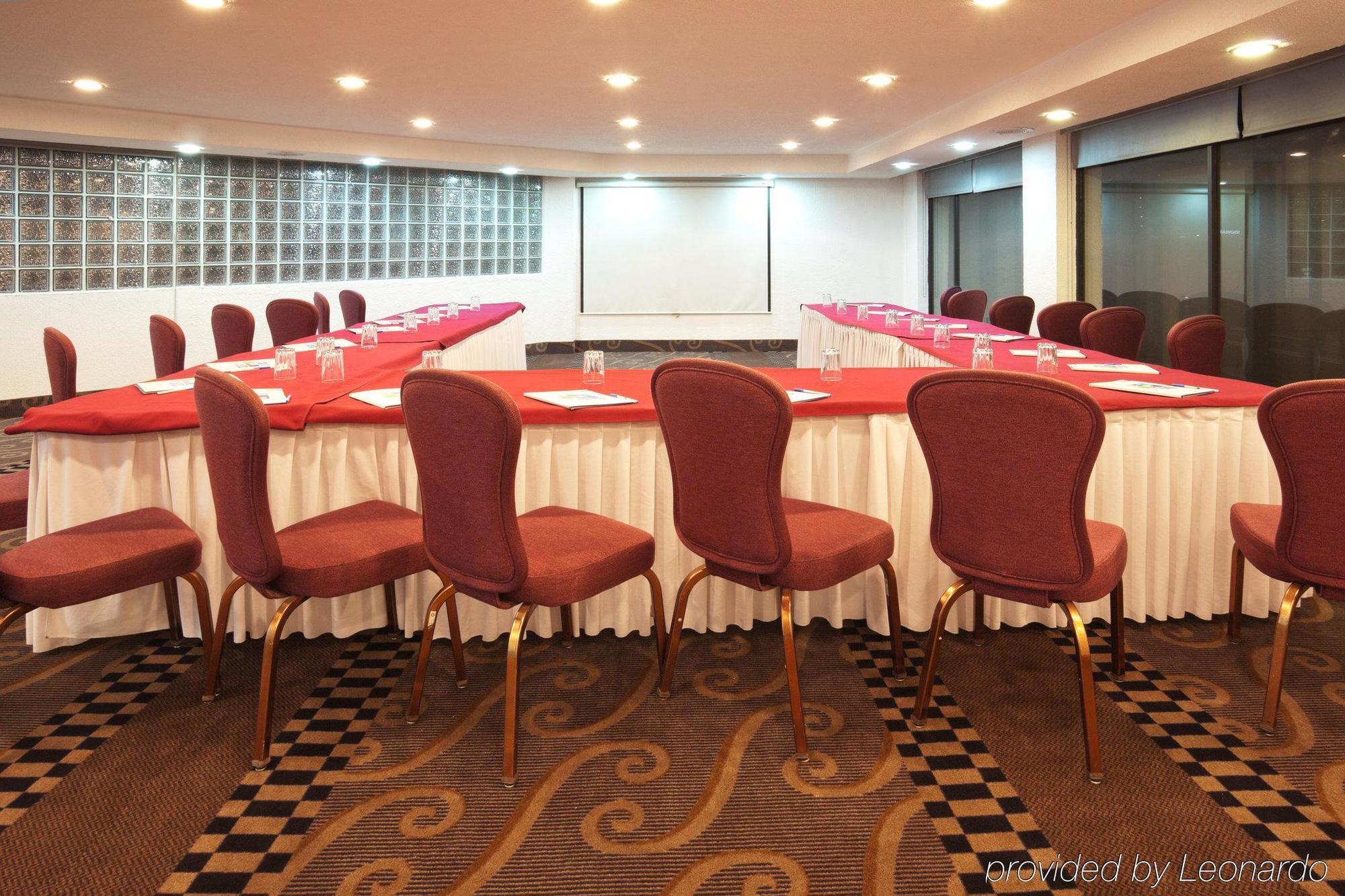 Holiday Inn Express Toluca By Ihg Einrichtungen foto
