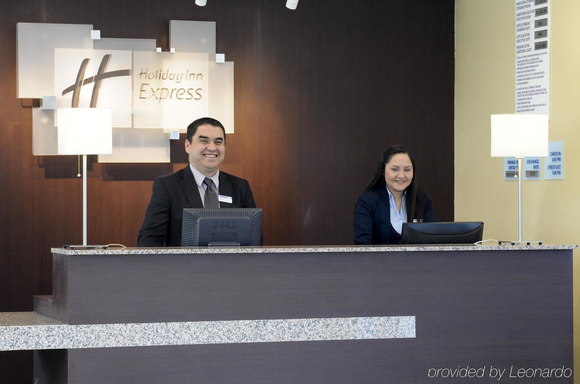 Holiday Inn Express Toluca By Ihg Exterior foto