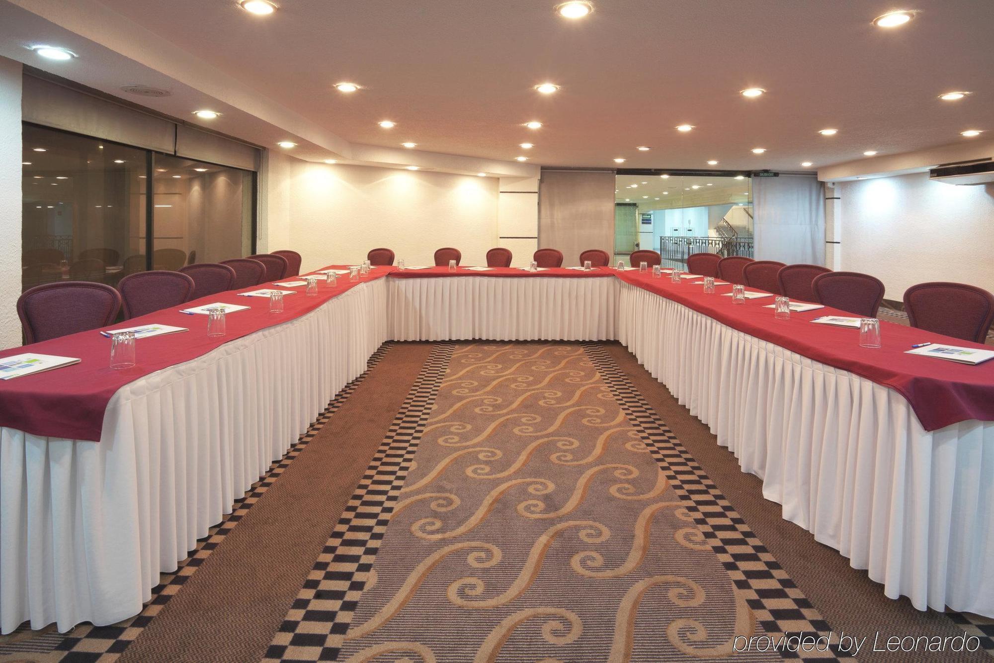 Holiday Inn Express Toluca By Ihg Einrichtungen foto