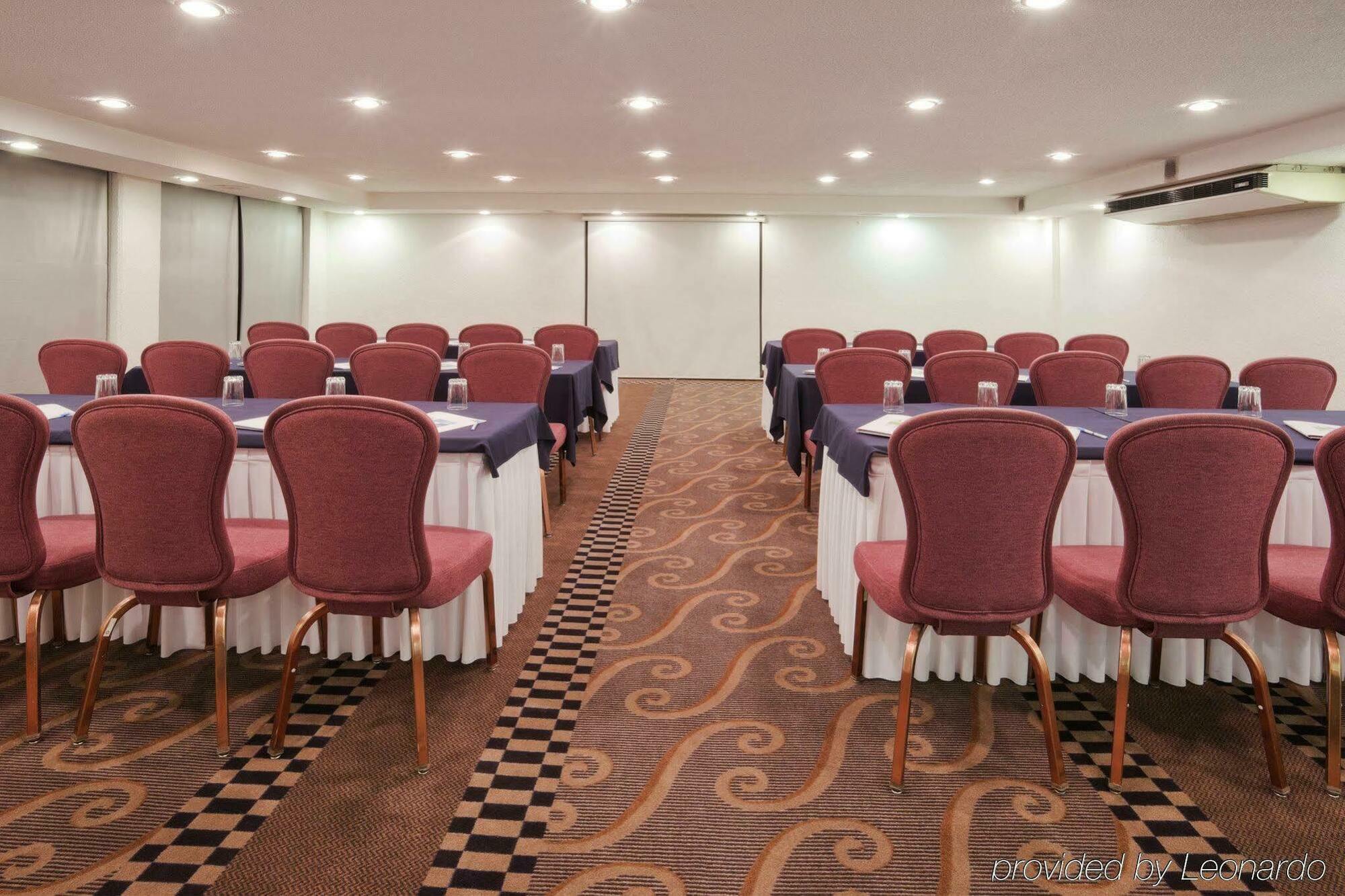 Holiday Inn Express Toluca By Ihg Einrichtungen foto