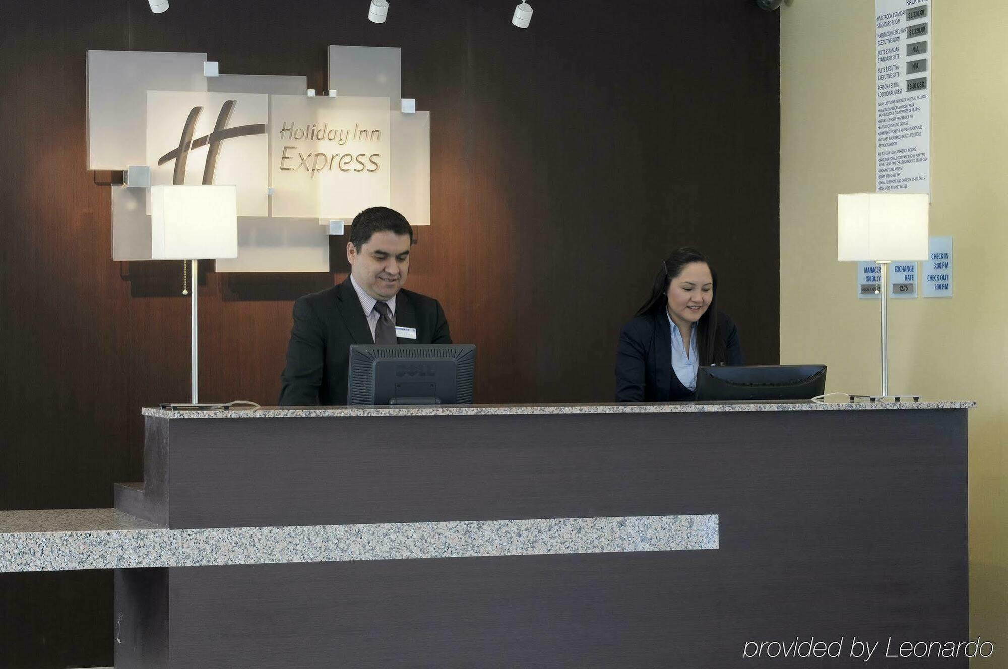 Holiday Inn Express Toluca By Ihg Exterior foto