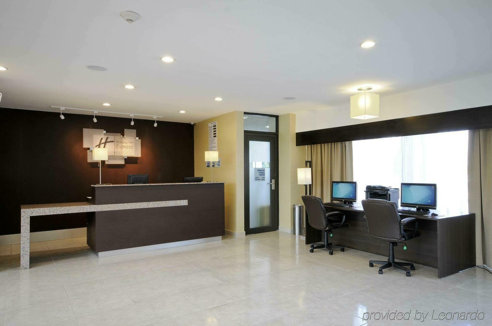 Holiday Inn Express Toluca By Ihg Exterior foto